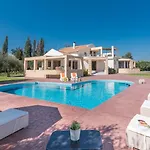 Villa Astarte - Istar With Tennis Court