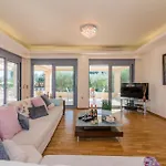 Villa Astarte - Istar With Tennis Court *