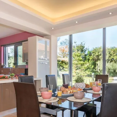 Astarte - Istar With Tennis Court Villa Machairado