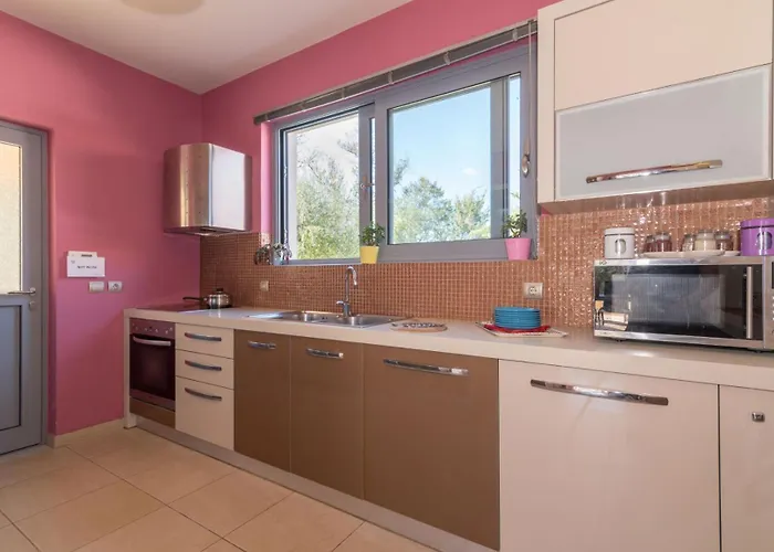 别墅 Astarte - Istar With Tennis Court *