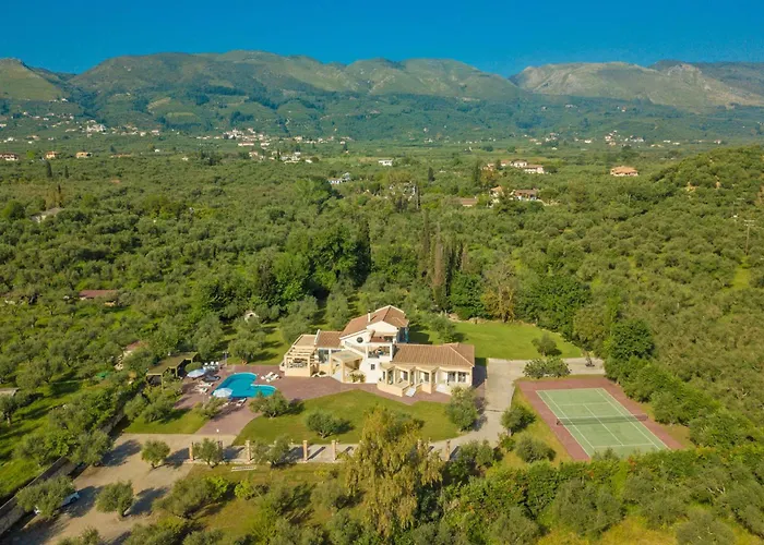 Astarte - Istar With Tennis Court Villa Makhairádhon