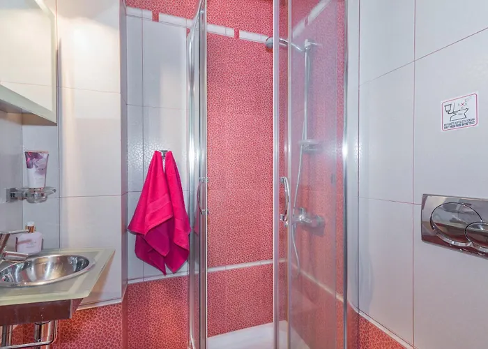 Astarte - Istar With Tennis Court 别墅 *