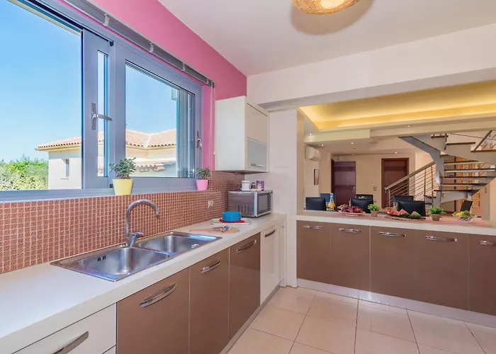 别墅 Astarte - Istar With Tennis Court