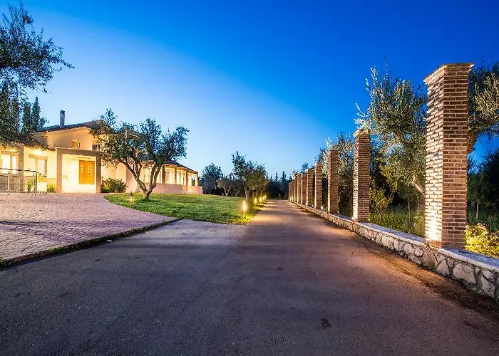 别墅 Astarte - Istar With Tennis Court