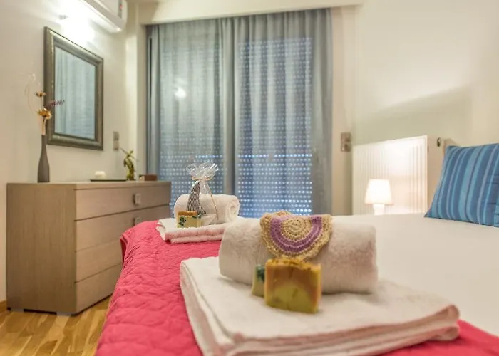 Astarte - Istar With Tennis Court