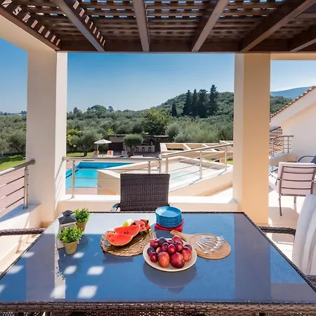 Astarte Villas - Istar Villa With Tennis Court Makhairadhon