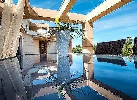 Astarte Villas - Istar Villa With Tennis Court