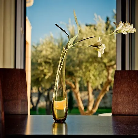 Astarte Villas - Istar Villa With Tennis Court
