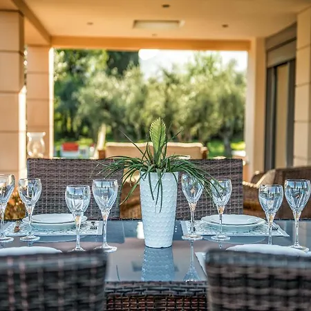Astarte Villas - Istar Villa With Tennis Court